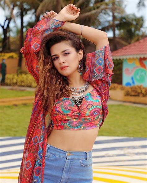 imginn|pictures of avneet kaur imginn.